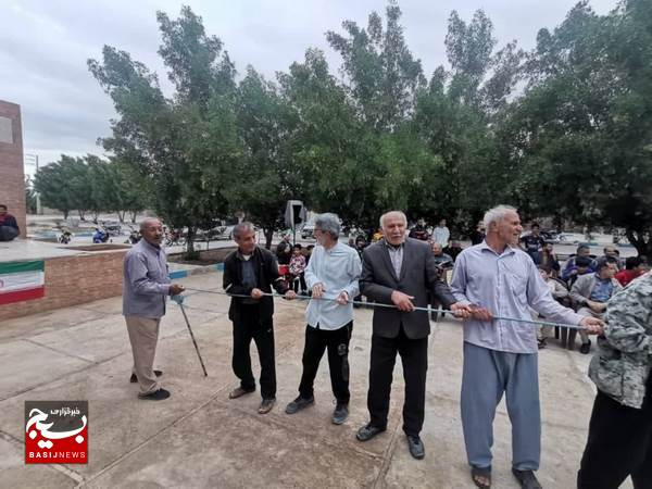 برگزاری پیاده روی خانوادگی در بندر خورشهاب