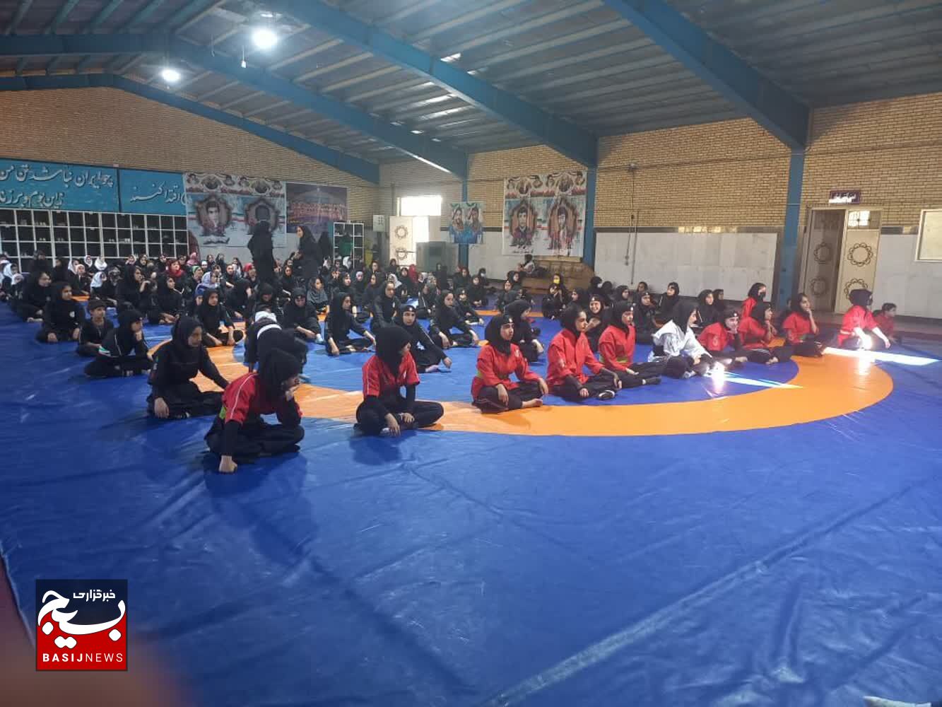 گزارشی از اجرای مسابقات ورزشی حوزه و پایگاه های خواهران نواحی مقاومت بسیج سراسر استان + ( تصاویر)
