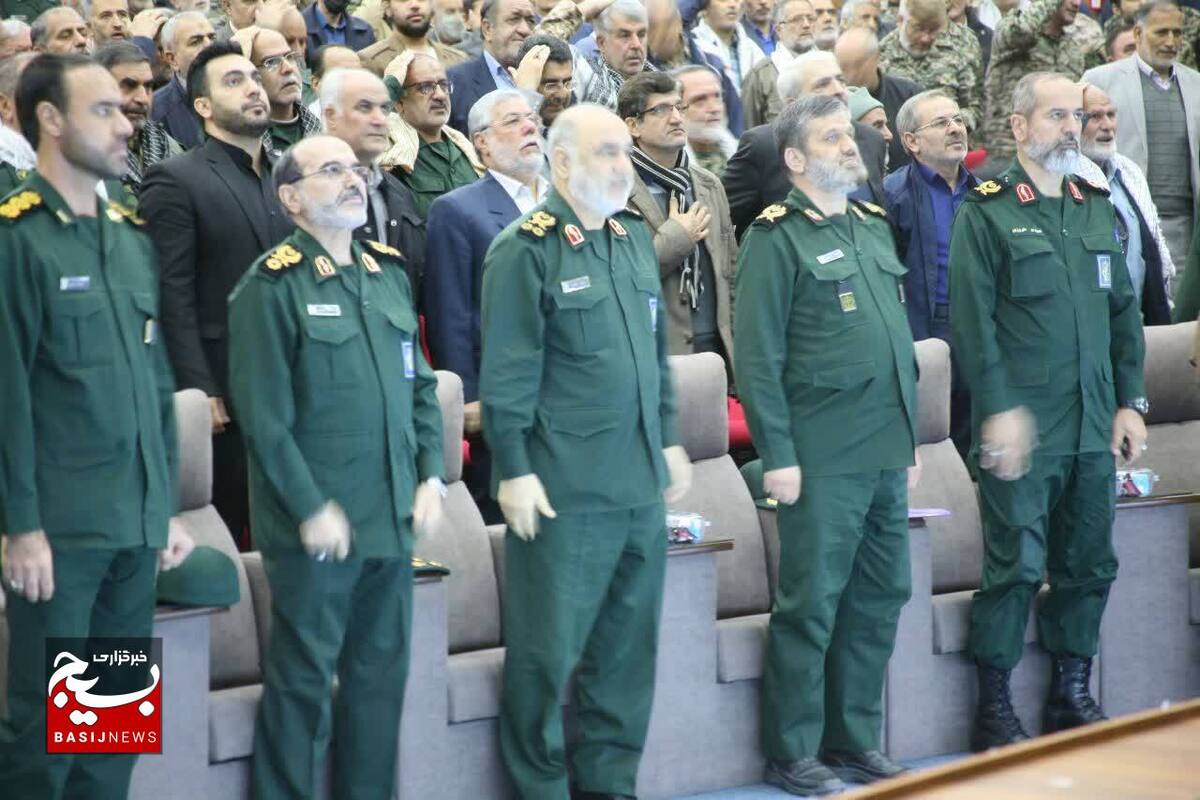 جلوه هایی از رزمایش اقتدار بسیجیان قزوین با حضور سرلشگر سلامی