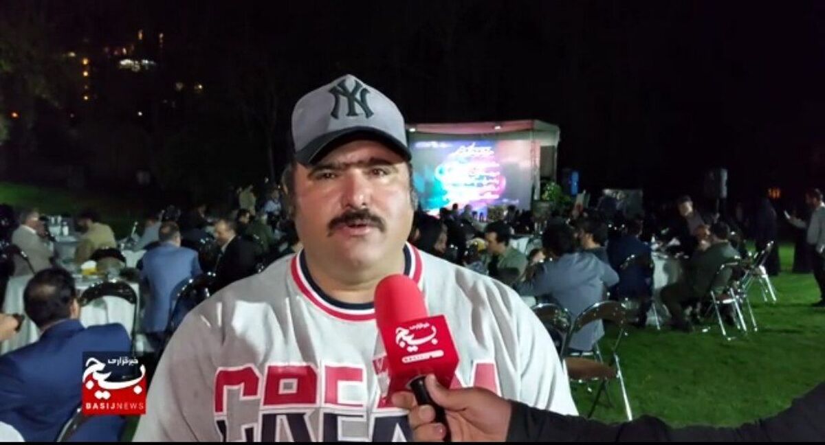 کاظم نوربخش: هنرمندان باید به‌گونه‌ای کار و‌ فعالیت کنند که مثل شهدا ماندگار‌ شوند