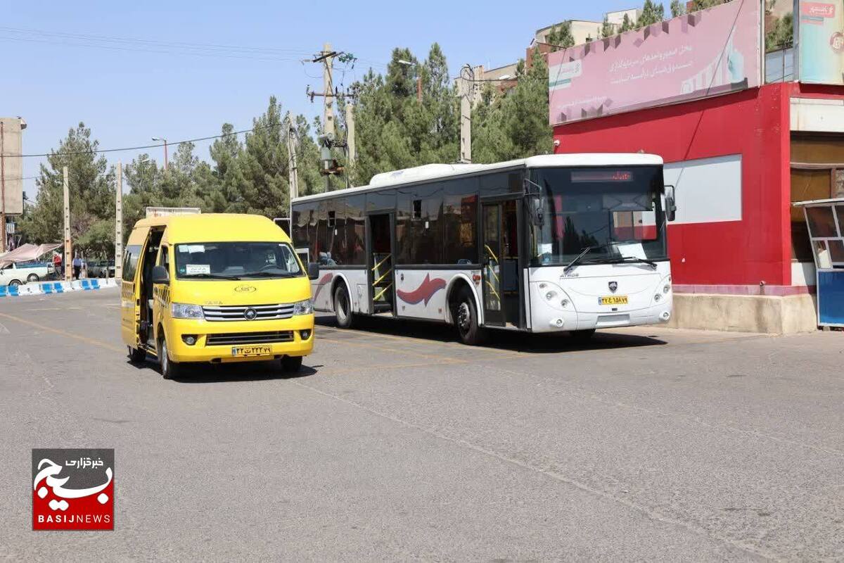 خرید ۱۰ دستگاه اتوبوس و ۷ دستگاه ون تاکسی با هدف رضایت خاطر شهروندان محمدیه