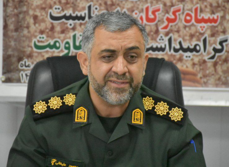 برنامه‌های دهه‌ی مقاومت در ٨٠٠ پایگاه بسیج / طبخ ۶۳ دیگ غذای گرم در قالب طرح «نذرواره حاج قاسم»