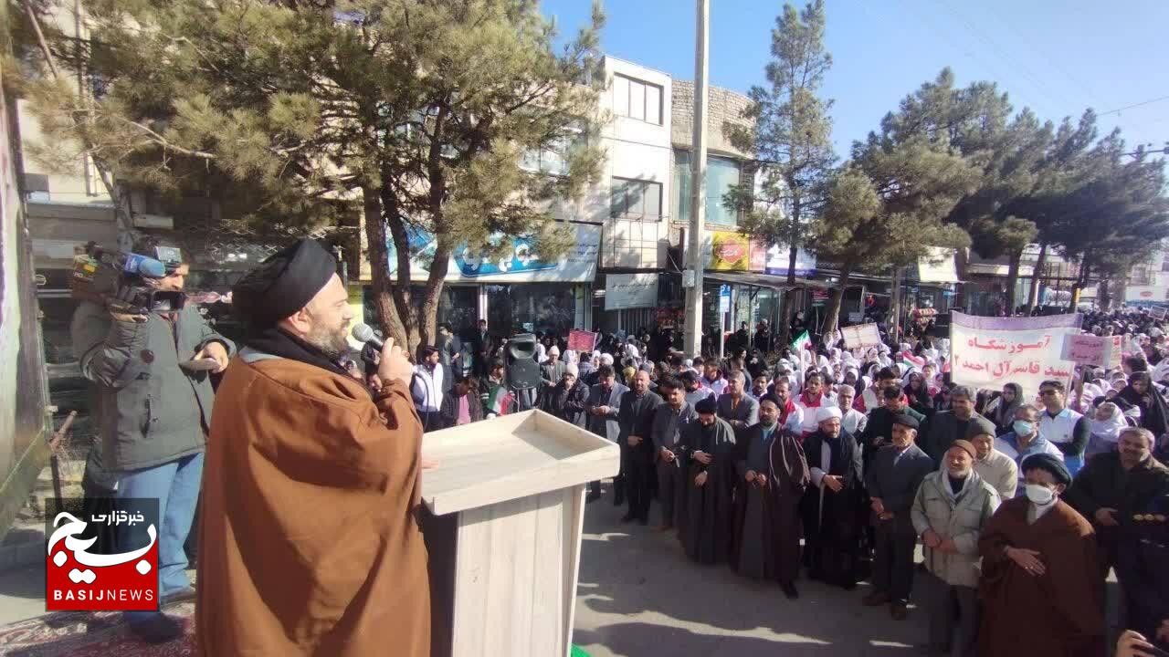 روز ۹ دی ،روز بصیرت مردم شریف ایران و بزرگداشت دشمن شناسی است