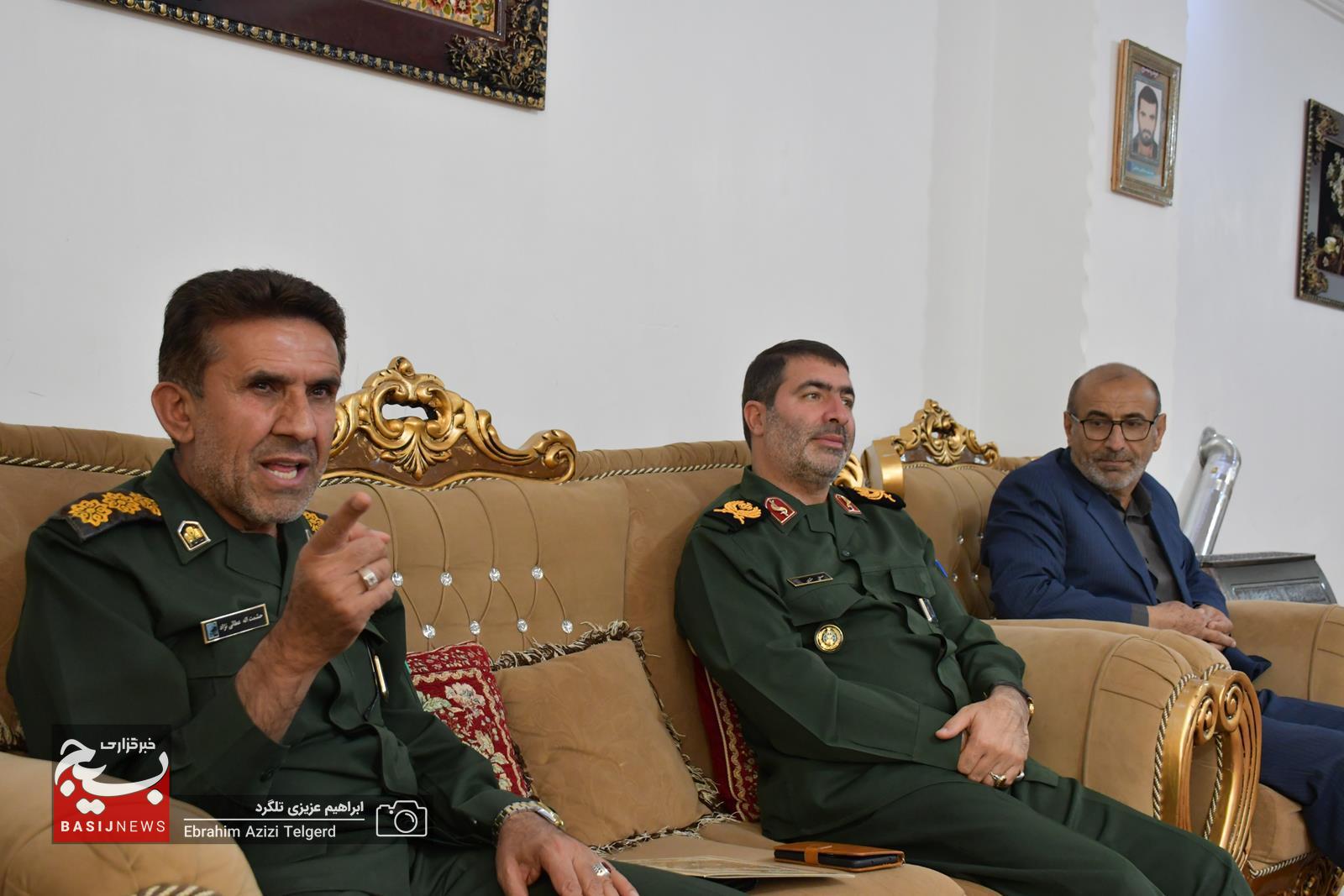 دیدار و تجلیل مسئولان سپاه فتح از خانواده شهدا