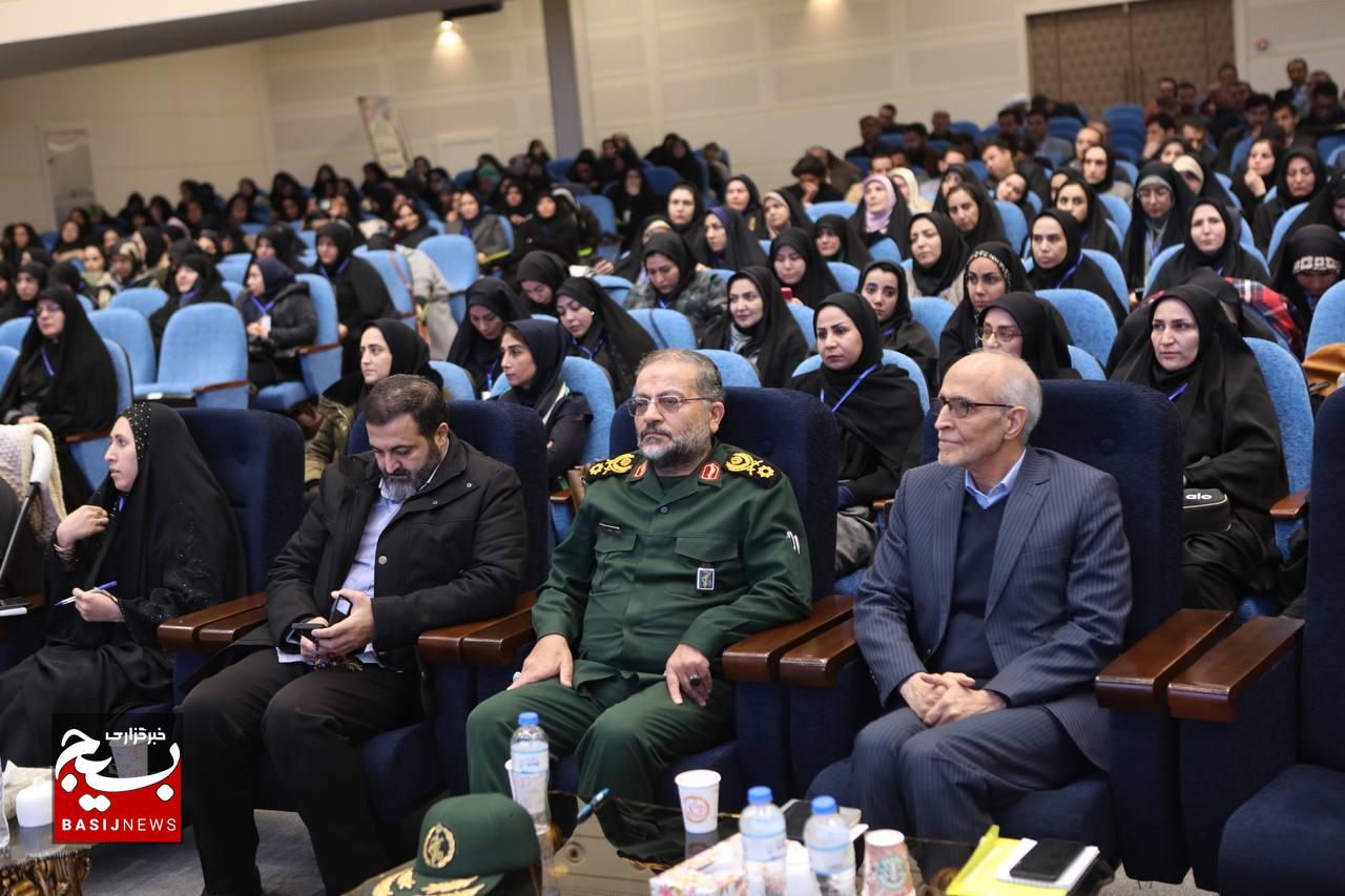 سومین گردهمایی سراسری روانشناسان و مشاوران خانواده مهر معاونت اجتماعی سازمان بسیج مستضعفین