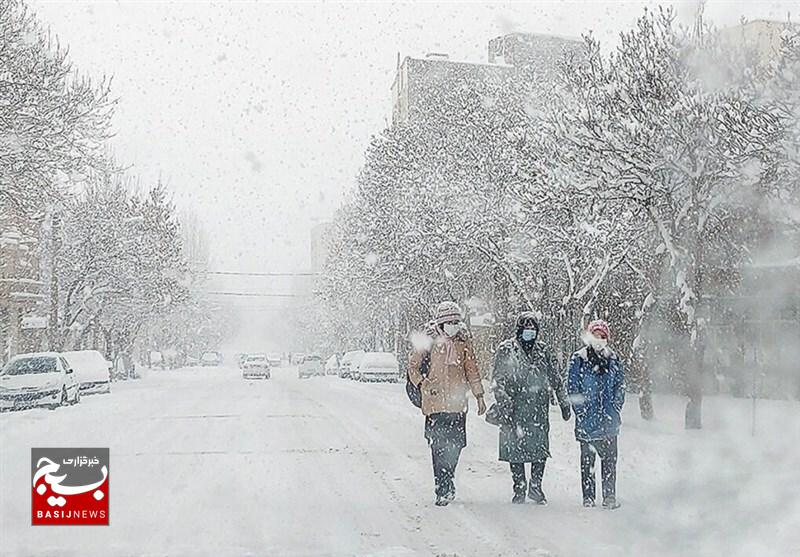 چشم اردبیلی‌ها به برف روشن می‌شود