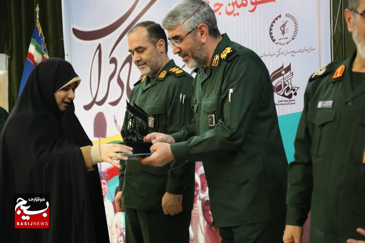 فعالیت ۶۲ هزار گروه جهادی خودجوش و مردمی در کشور / جشنواره جهادگران فرصتی برای انعکاس حرکت های جهادی