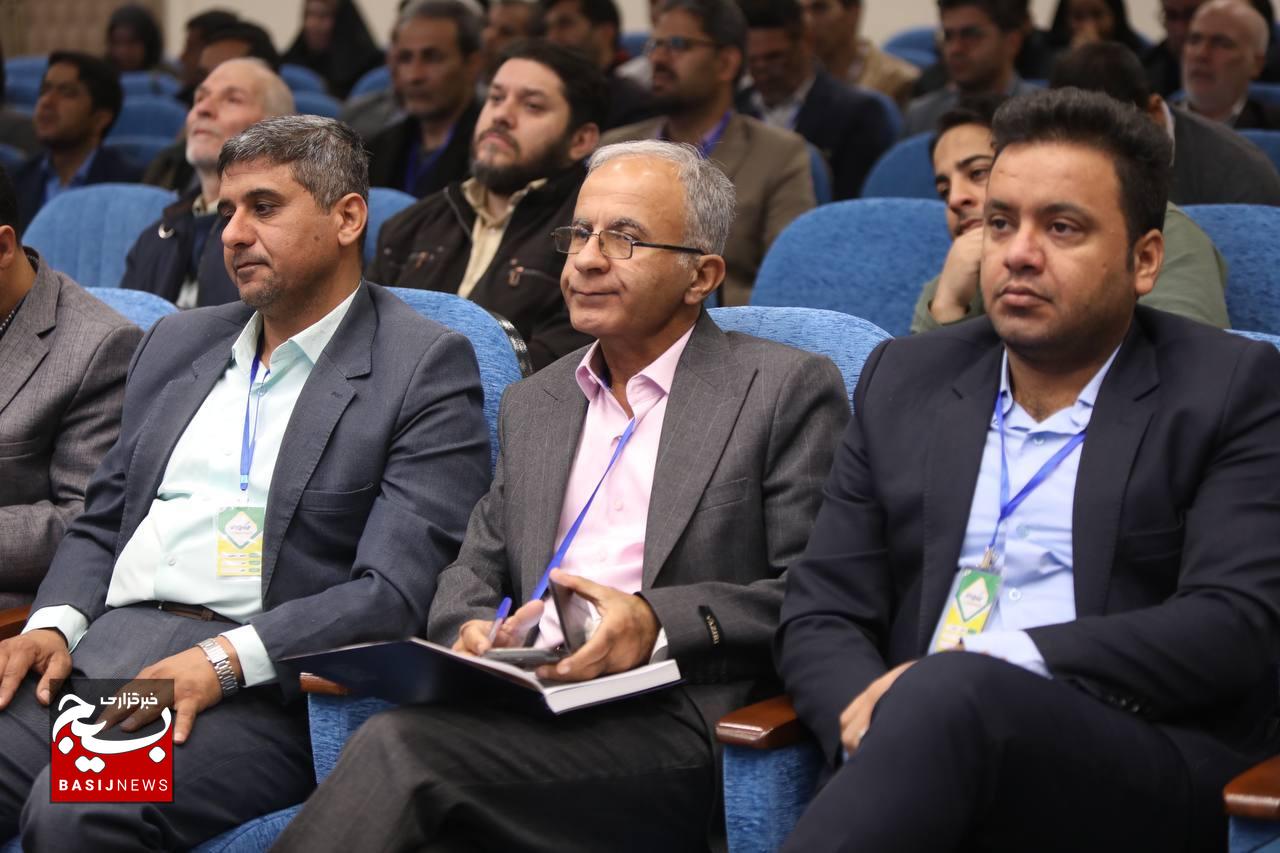 دومین روز از سومین گردهمایی سراسری روانشناسان و مشاوران خانواده مهر معاونت اجتماعی سازمان بسیج