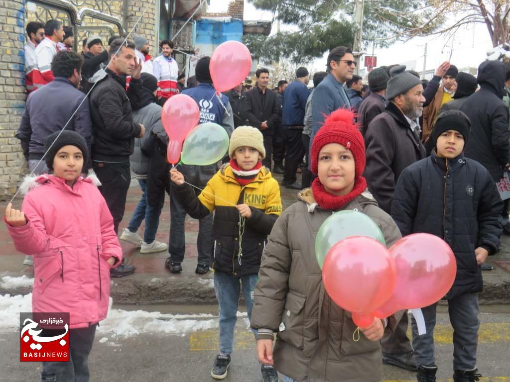 راهپیمایی یوم‌الله 22 بهمن در رشتخوار