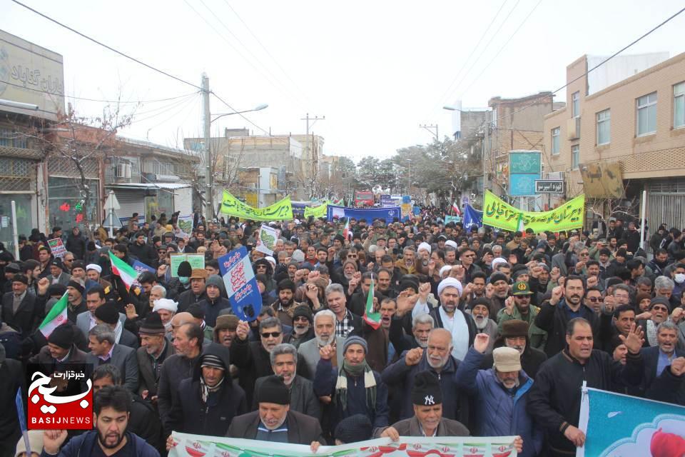 راهپیمایی یوم‌الله 22 بهمن در رشتخوار