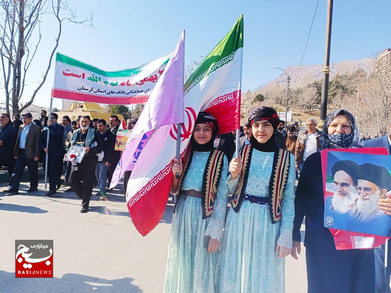 حضور پرشور بانوان لرستان؛ در جشن انقلاب، ۱۴۰۳