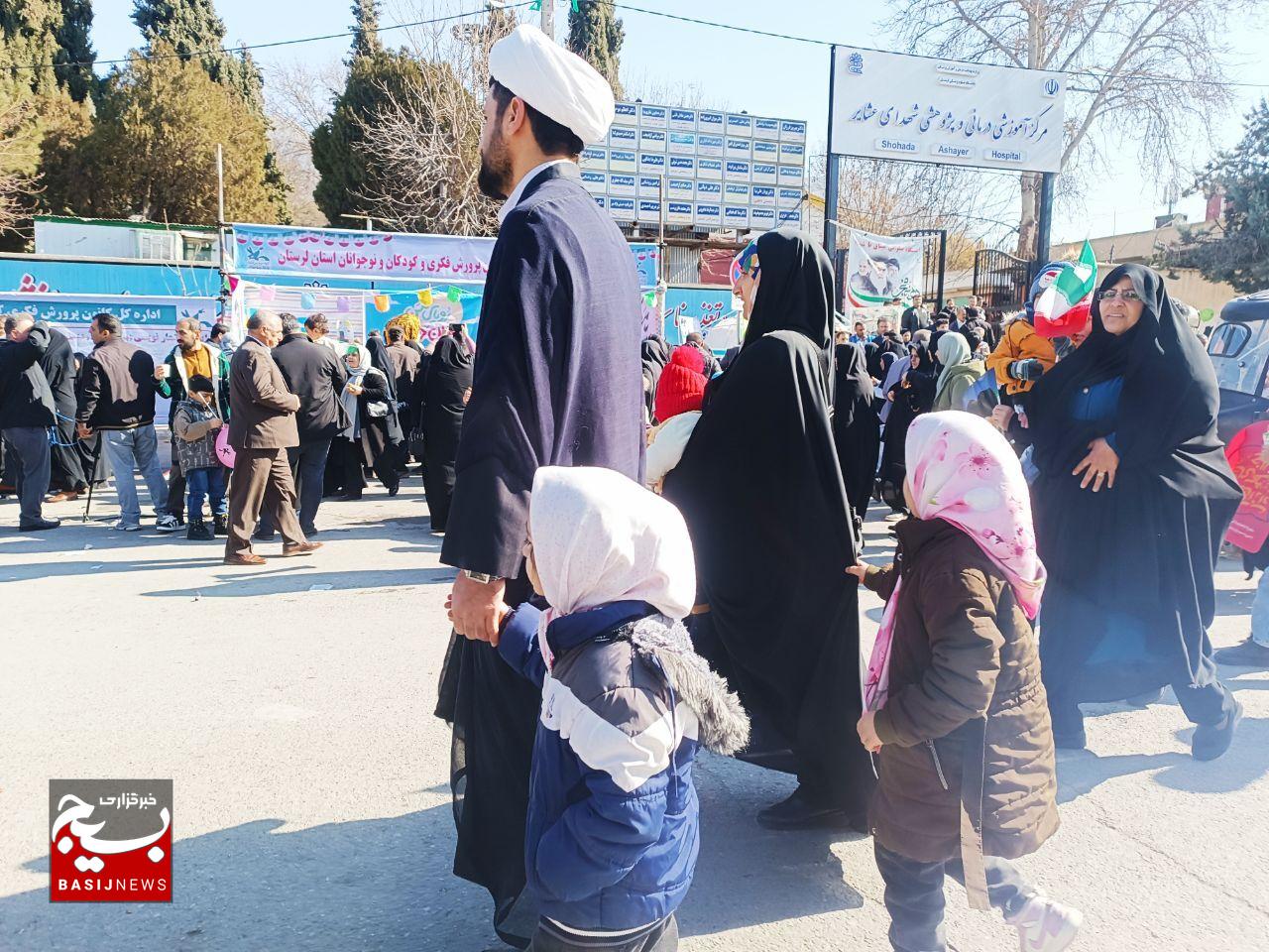 حضور پرشور بانوان لرستان؛ در جشن انقلاب، ۱۴۰۳