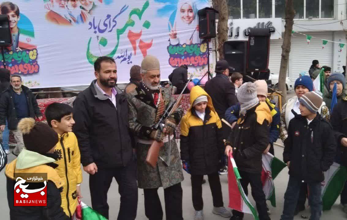 حضور پرشور و شکوهمند بروجردی‌ها در جشن ۴۶ سالگی انقلاب