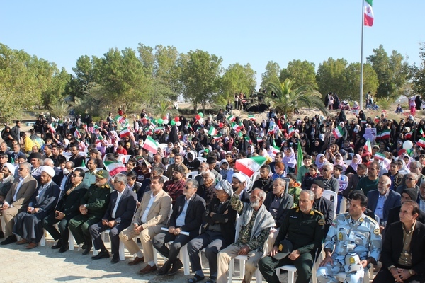 جشن سالروز پیروزی انقلاب اسلامی در دلوار برگزار شد