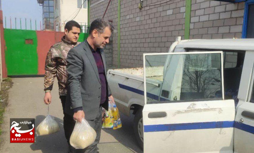 توزیع بسته‌های معیشتی توسط گروه جهادی شهید حمزه کروبی