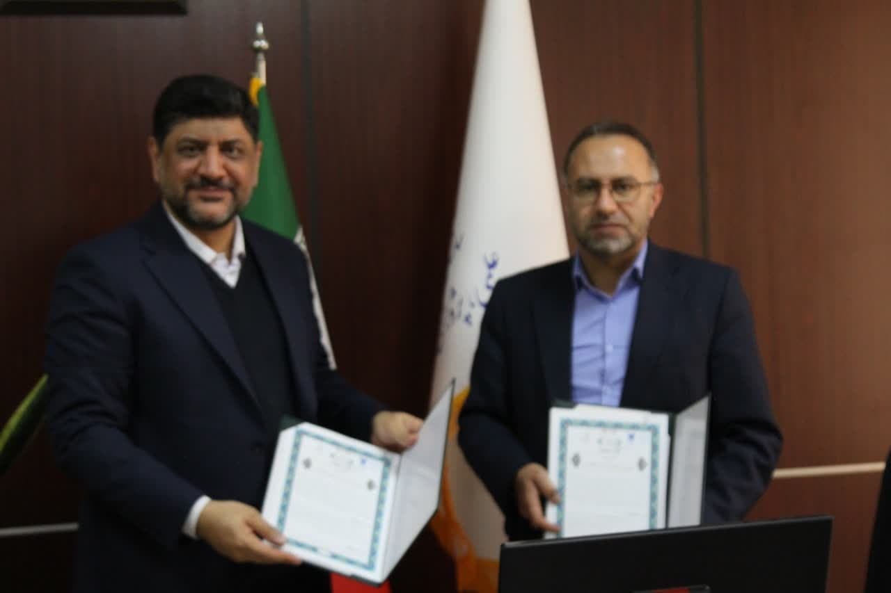 امضای توافق‌نامه همکاری میان بسیج علمی کشور و پارک علم و فناوری دانشگاه آزاد اسلامی