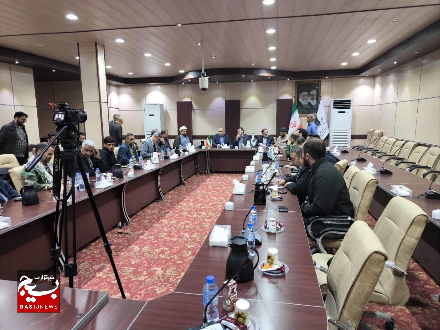 جلسه قرارگاه شهید علم‌الهدی خوزستان با حضور دکتر وحید شالچی، معاون فرهنگی و اجتماعی وزیر علوم برگزار شد