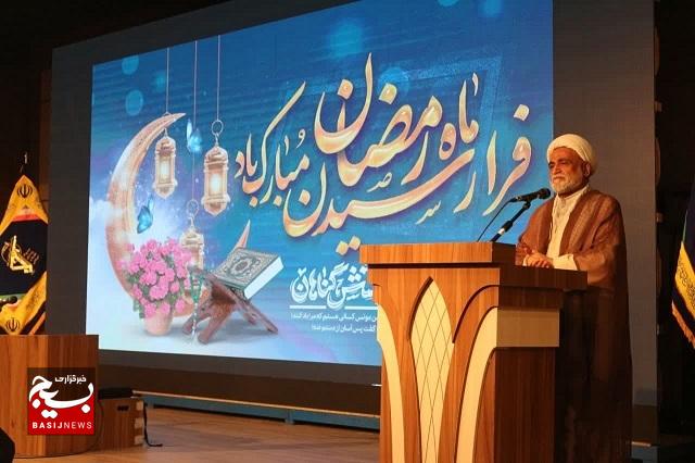 کلاس عقیدتی ماه مبارک رمضان سپاه تهران بزرگ با سخنرانی آیت الله سید احمد خاتمی برگزار شد