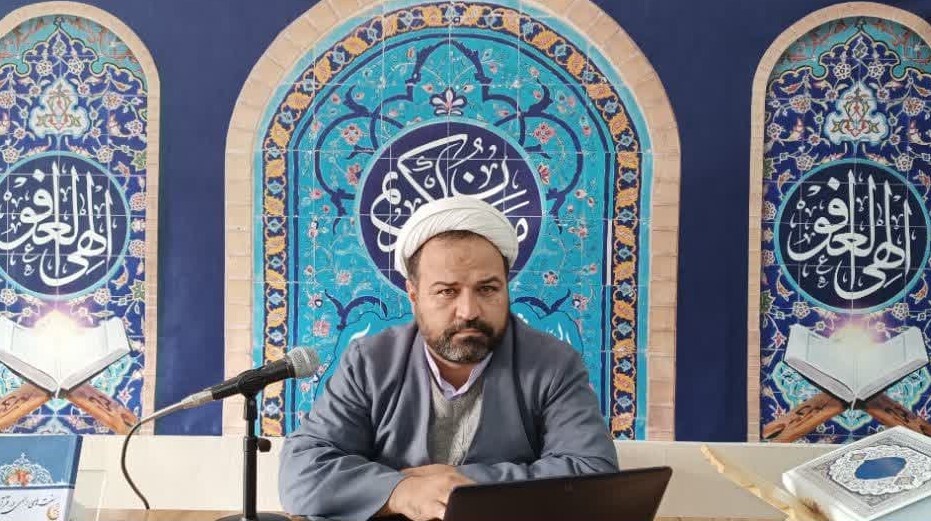 دشمن می خواهد که جای شهید و جلاد عوض شود