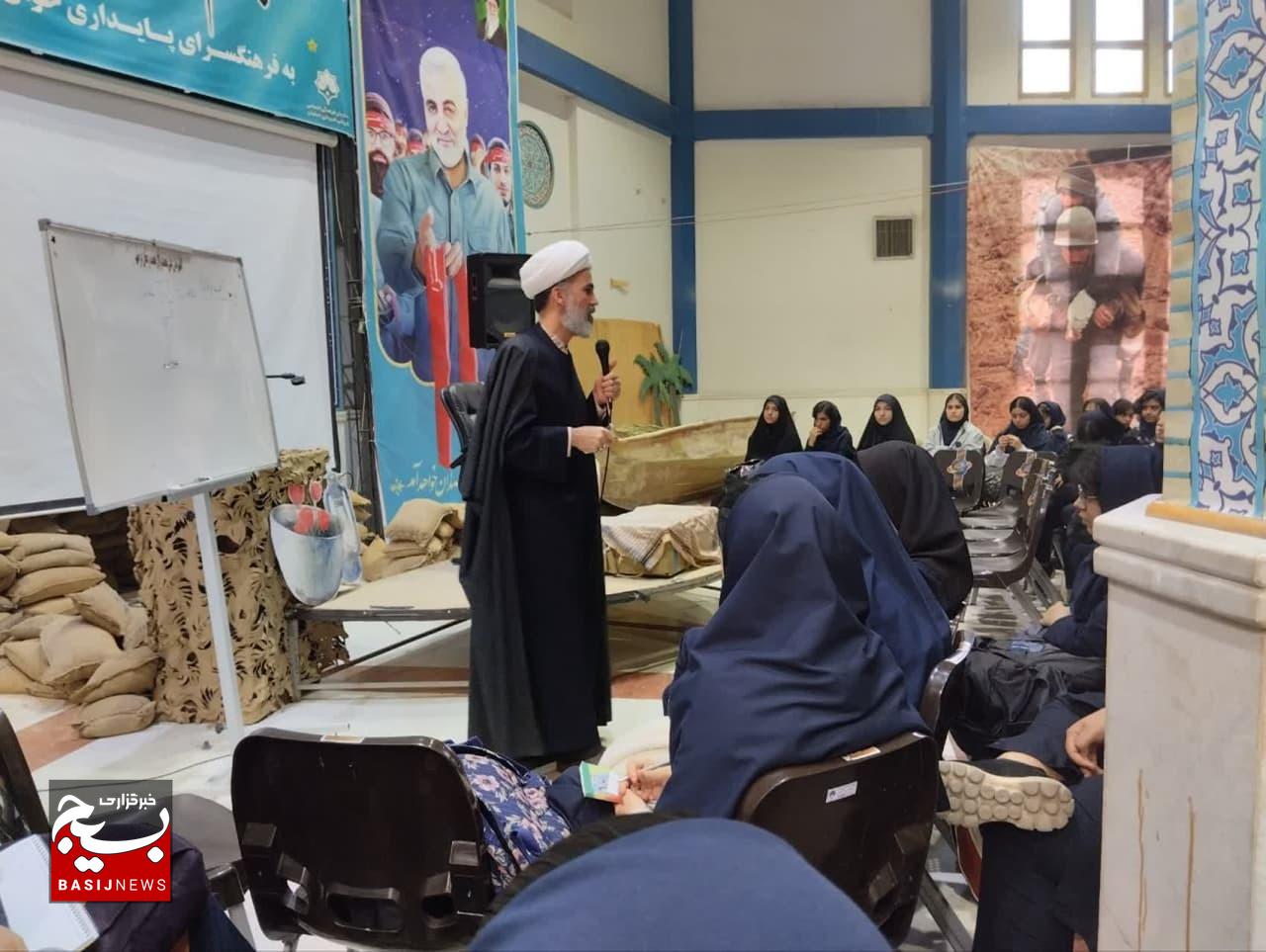 برگزاری ویژه اردوی آمادگی دفاعی توسط حوزه بسیج دانش آموزی 8 حضرت سمیه شهر اصفهان برگزاری ویژه اردوی آمادگی دفاعی توسط حوزه بسیج دانش آموزی 8 حضرت سمیه شهر اصفهان