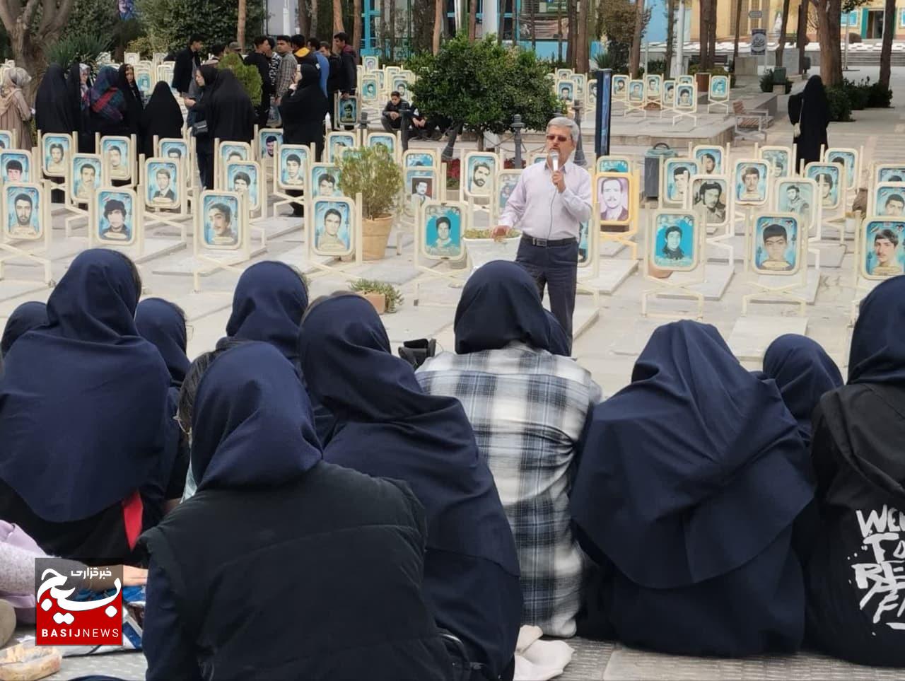 برگزاری اردوی آمادگی دفاعی دختران دانش آموز شهر اصفهان در قالب چالش ردپا