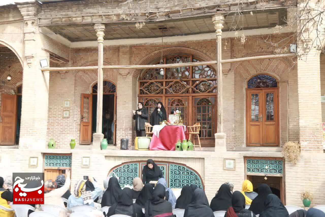 سنت شیرینی پزی توسط بانوان قزوینی احیا می شود سنت شیرینی پزی توسط بانوان قزوینی احیا می شود
