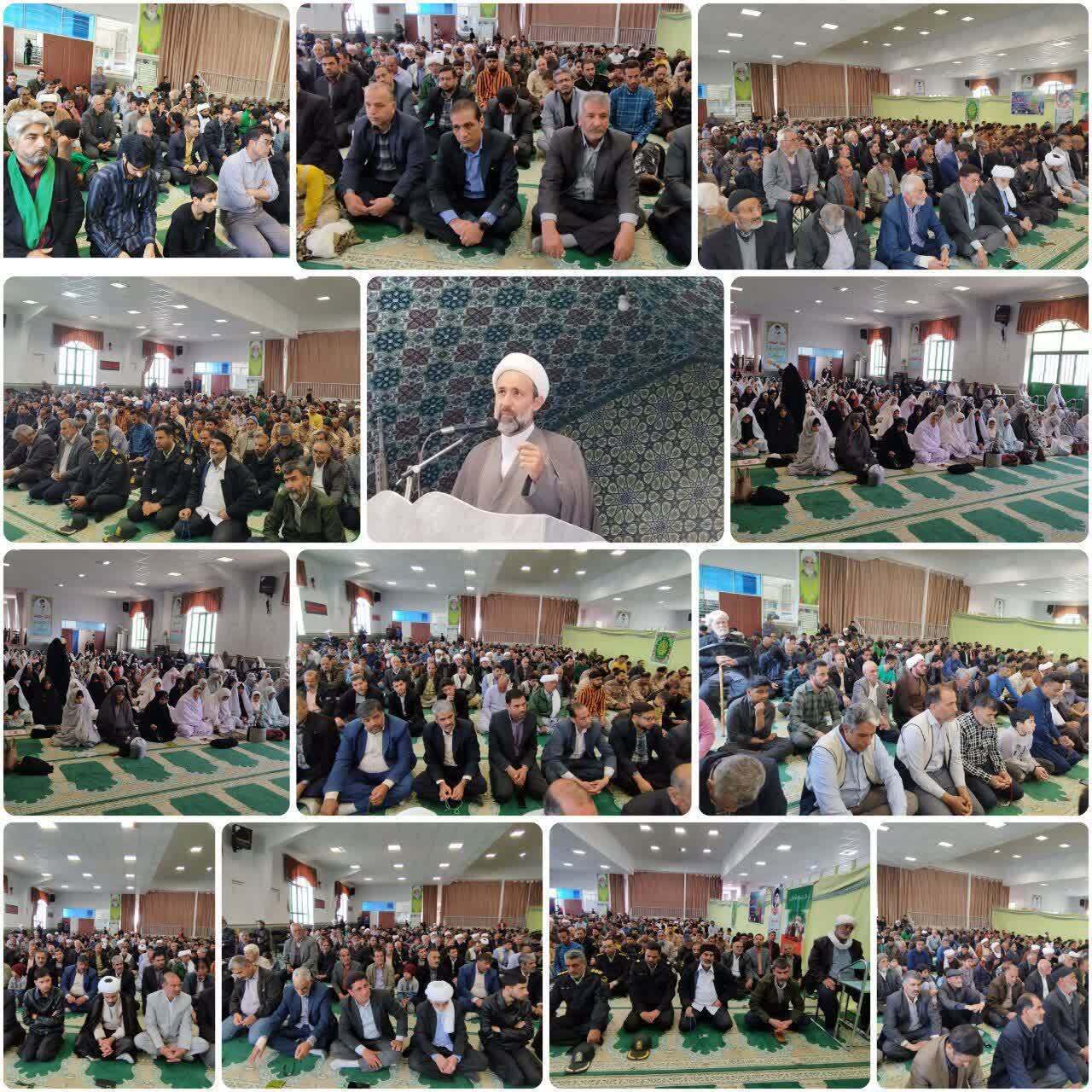  نماز عبادی سیاسی جمعه زیرکوه، به امامت حجت الاسلام کفشی ، اقامه شد