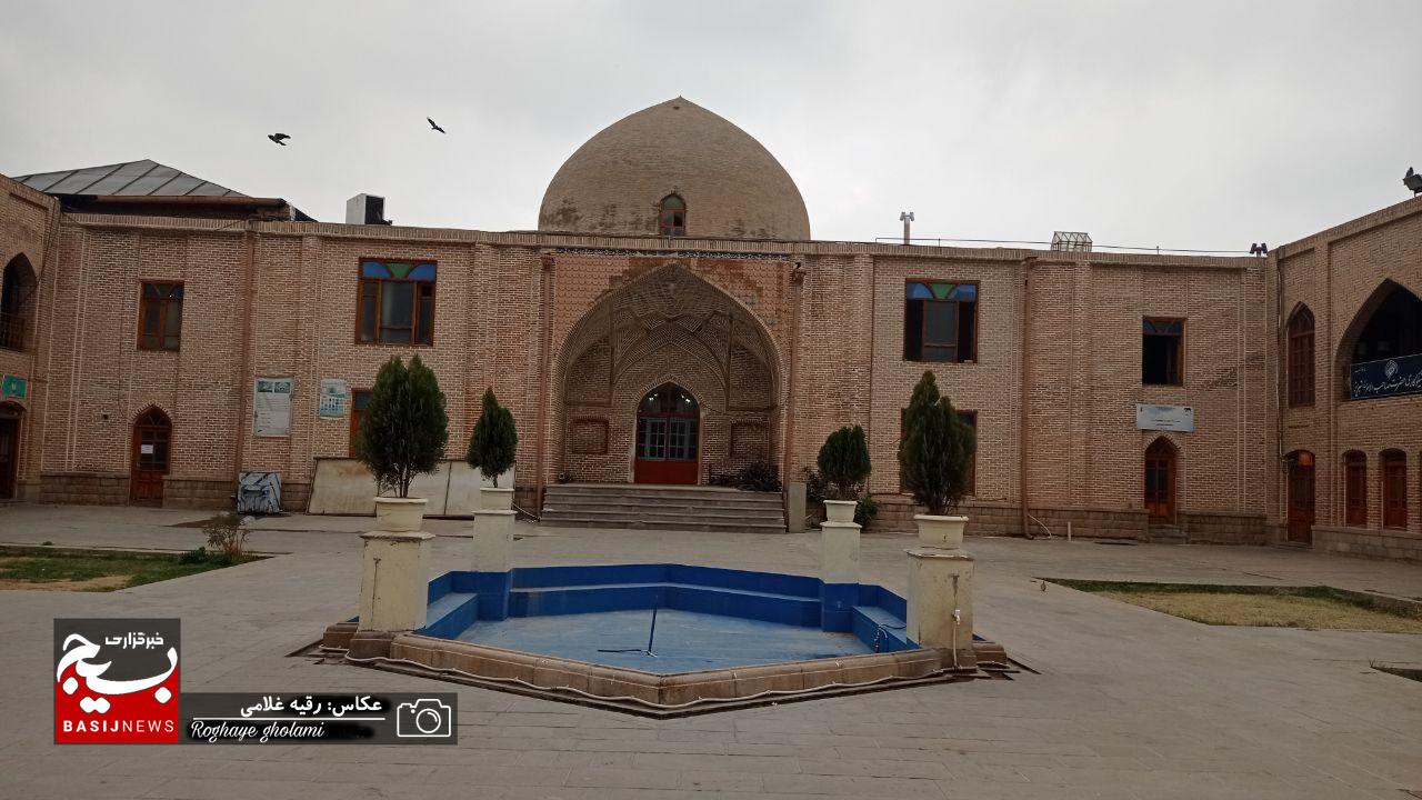امامزاده سید حمزه؛ حرمی کوچک در تبریز امامزاده سید حمزه؛ حرمی کوچک در تبریز