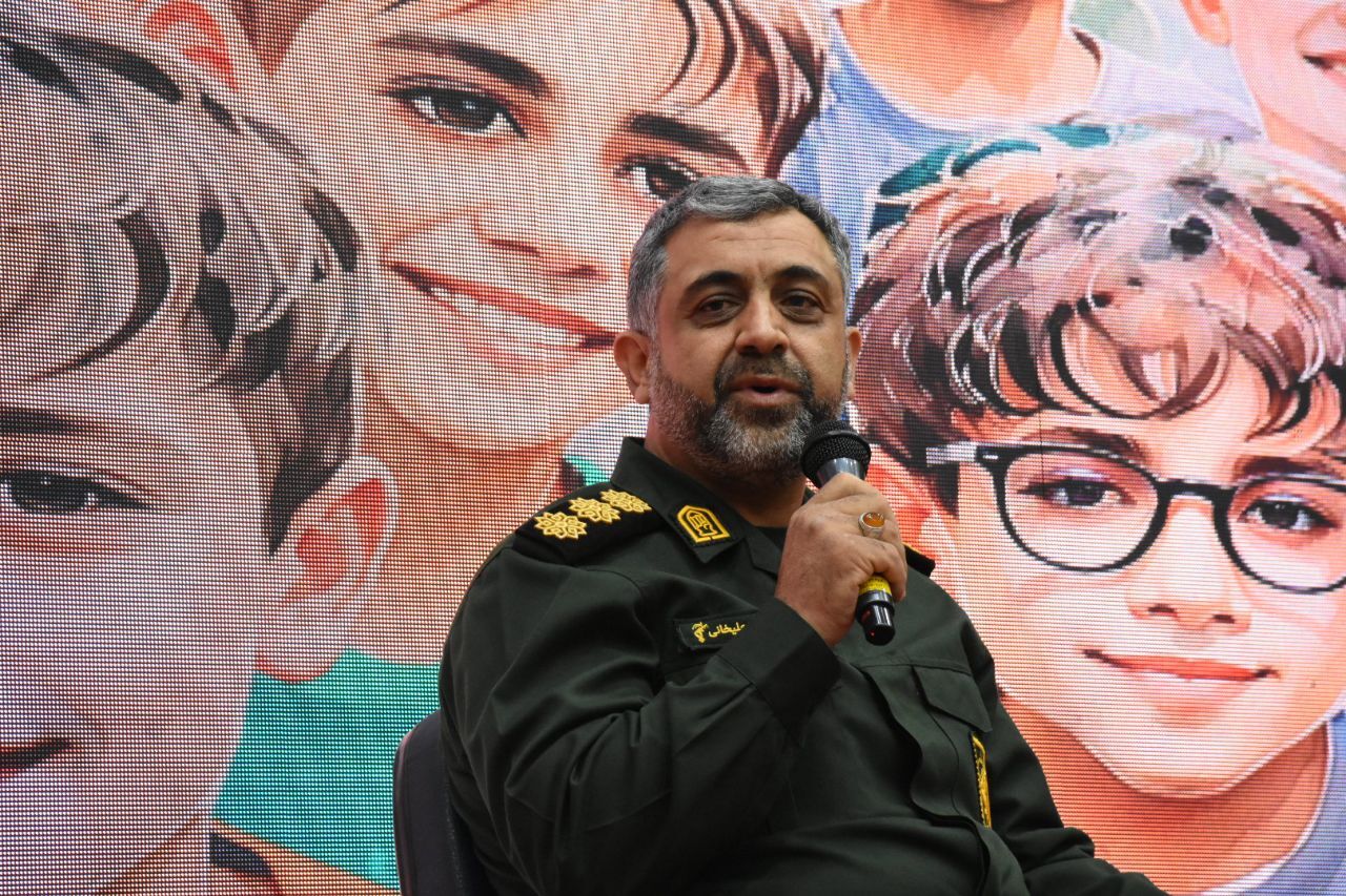 معلمان و دانش آموزان دِین خود را به انقلاب اسلامی ادا کرده اند/تربیت دانش آموز تراز انقلاب، هدف اصلی مدارس است