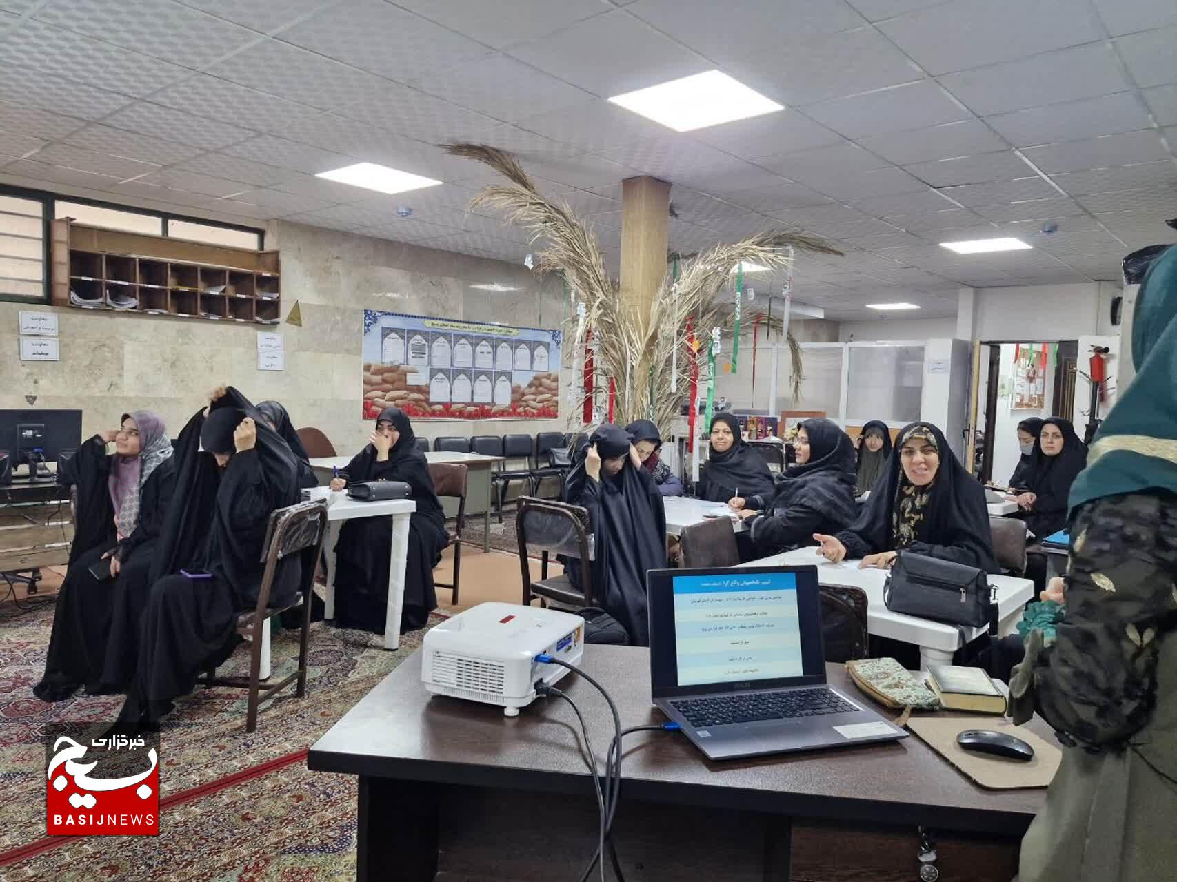برگزاری نخستین جلسه رویداد «شمش» با محوریت توانمندسازی بانوان در مشهد برگزاری نخستین جلسه رویداد «شمش» با محوریت توانمندسازی بانوان در مشهد