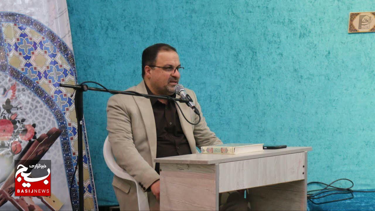 محفل اُنس با قرآن کریم بمناسبت ماه مبارک رمضان در رشت محفل اُنس با قرآن کریم بمناسبت ماه مبارک رمضان در رشت