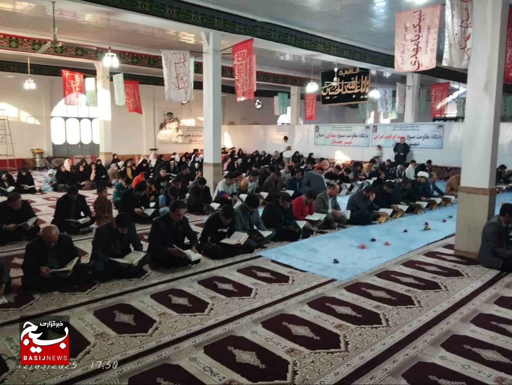 عزت و سربلندی در گرو اتصال به خدا و قرآن است