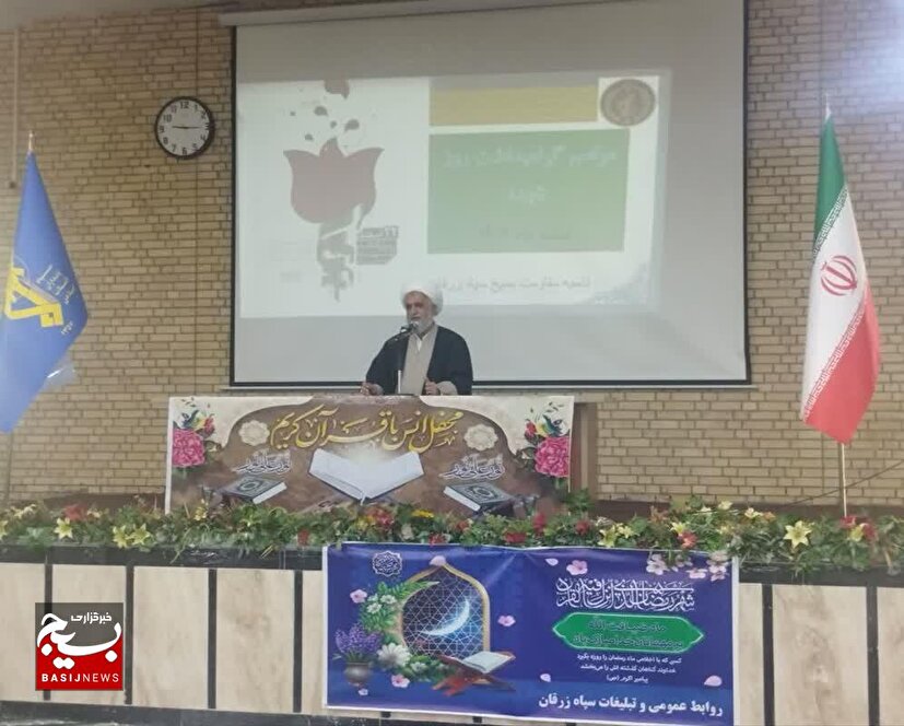 ارتباط با خدا، انسان را از فراز و فرودهای سیاسی و اقتصادی خراب نمی کند