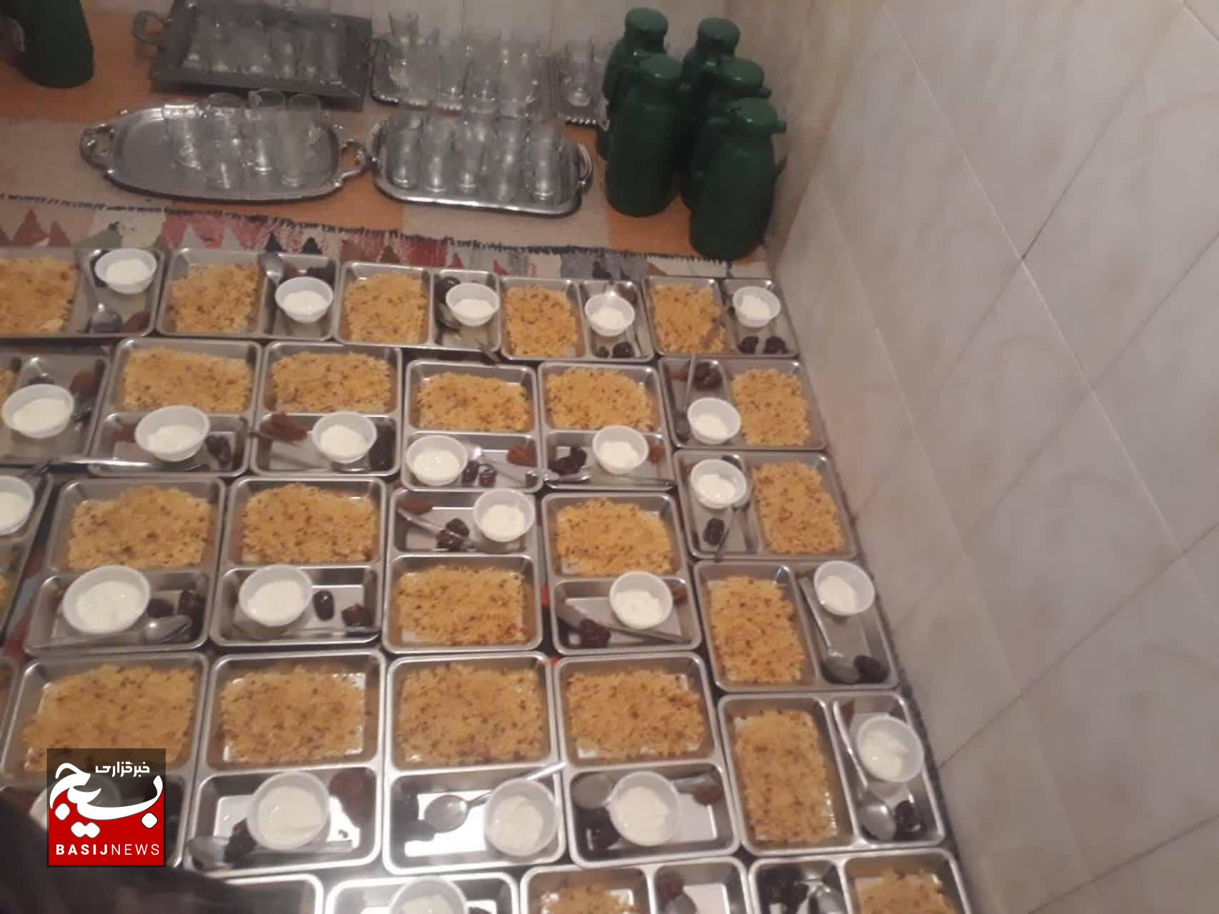 ضیافت افطاری معنوی در مسجد امام حسن مجتبی علیه السلام روستای رازان