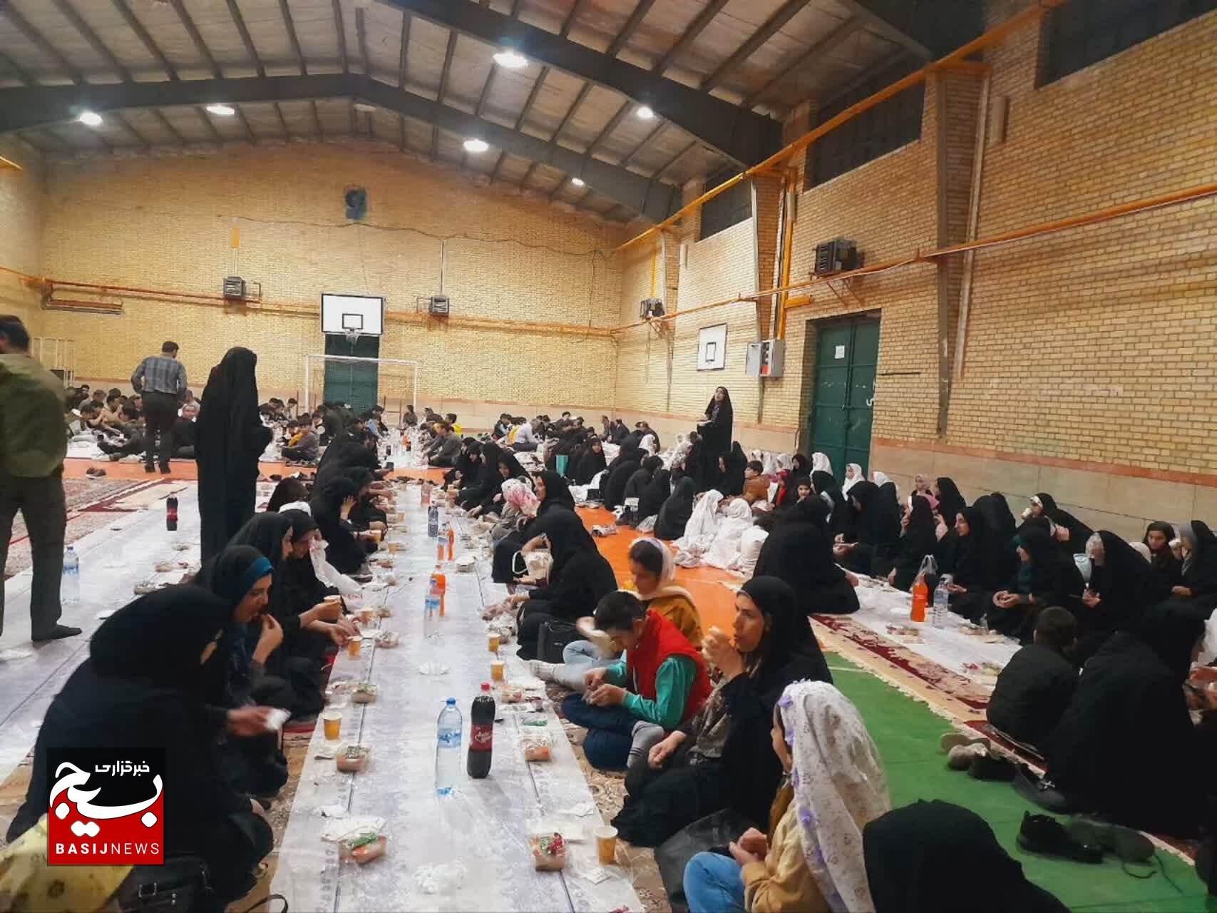 برگزاری جشن دختران روزه اولیها الشتر در شب ولادت با سعادت کریم اهل بیت برگزاری جشن دختران روزه اولیها الشتر در شب ولادت با سعادت کریم اهل بیت