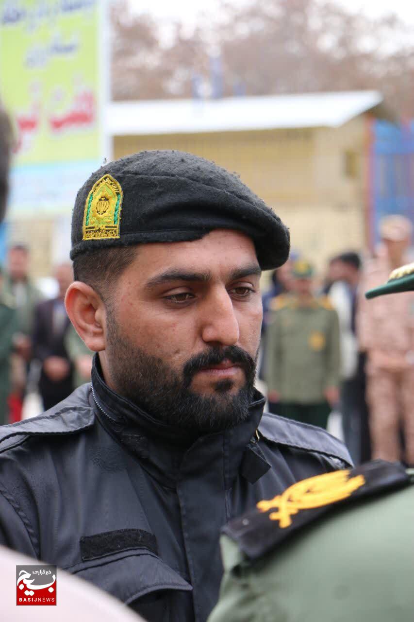 تشییع باشکوه شهید مدافع امنیت، مهران پیری تاجامیر در دلفان تشییع باشکوه شهید مدافع امنیت، مهران پیری تاجامیر در دلفان
