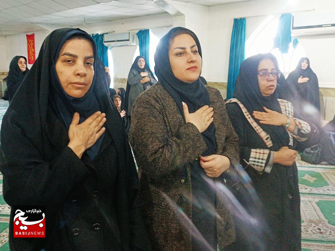 حضور زنان لرستانی در مراسم گرامیداشت شهدای مقاومت +عکس