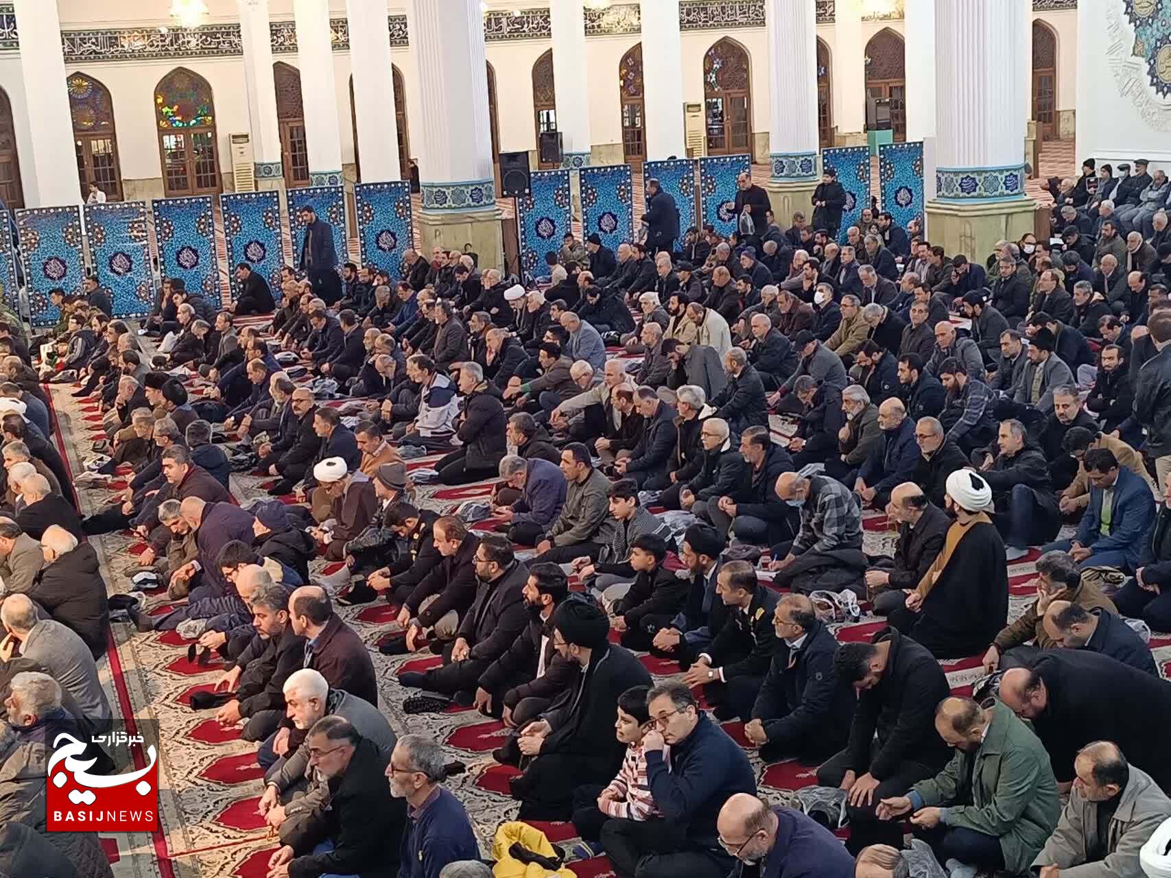 شهید سید حسن نصرالله ذوب در ولایت بود