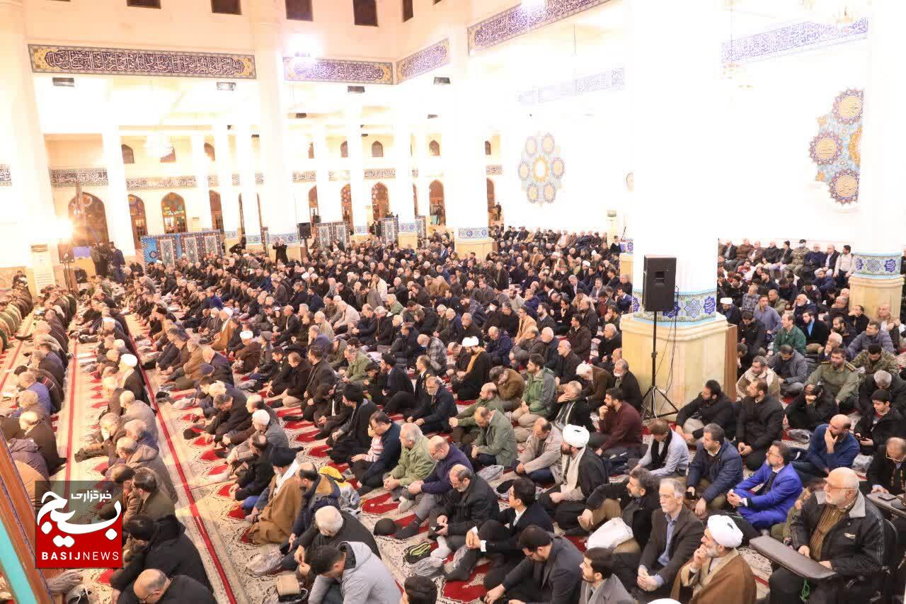 شهید سید حسن نصرالله ذوب در ولایت بود