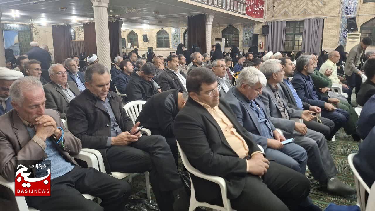 سید حسن نصرالله مصداق بارز اشداء علی الکفار و رحماء بینهم بود سید حسن نصرالله مصداق بارز اشداء علی الکفار و رحماء بینهم بود