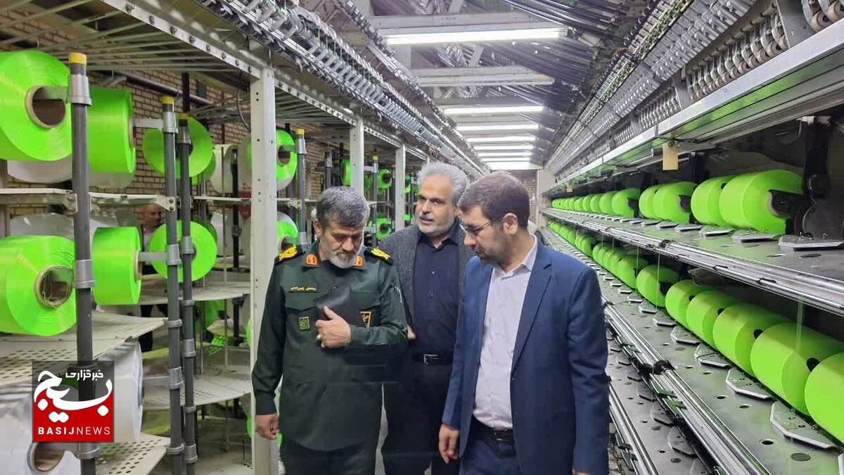 ایجاد اعتماد در محیط کار موجب افزایش بهره وری می شود/در صنعت موشکی با حضور طهرانی مقدم ها به استقلال رسیدیم