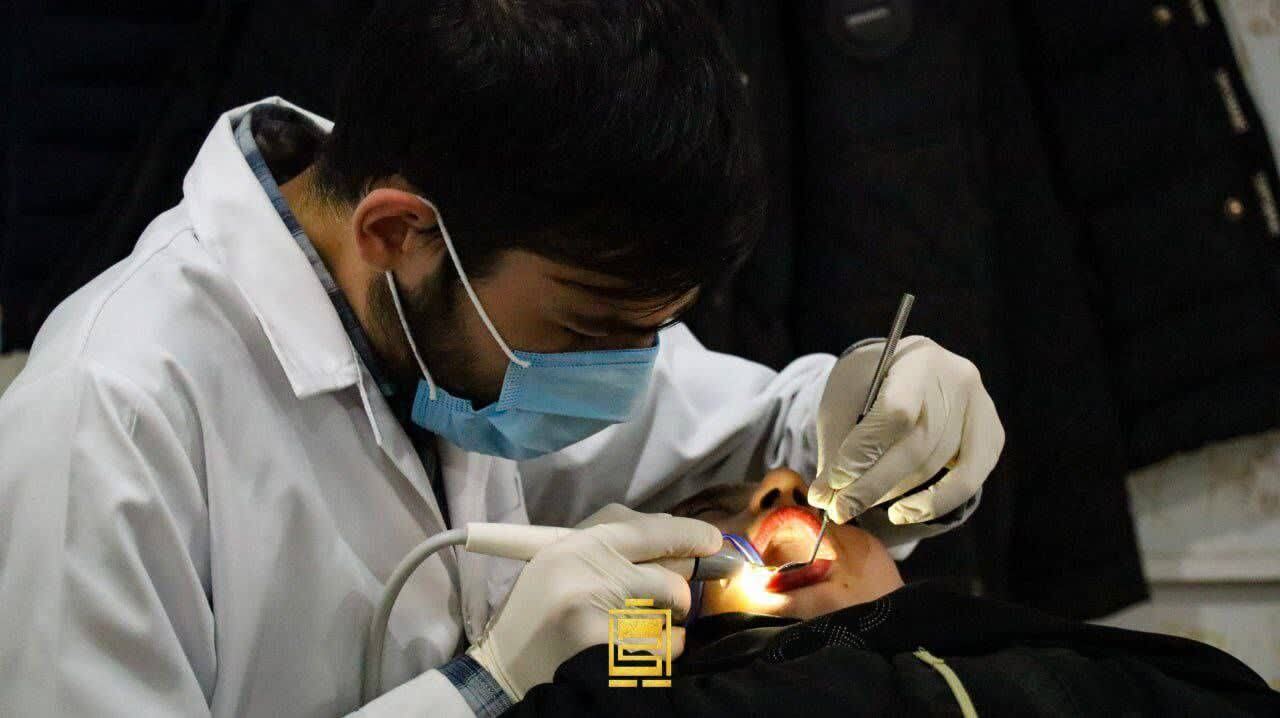 ۱۱۰ دندانپزشک آماده ارائه خدمات به نیازمندان زنجانی/ تامین رایگان داروهای مورد نیاز مراجعان