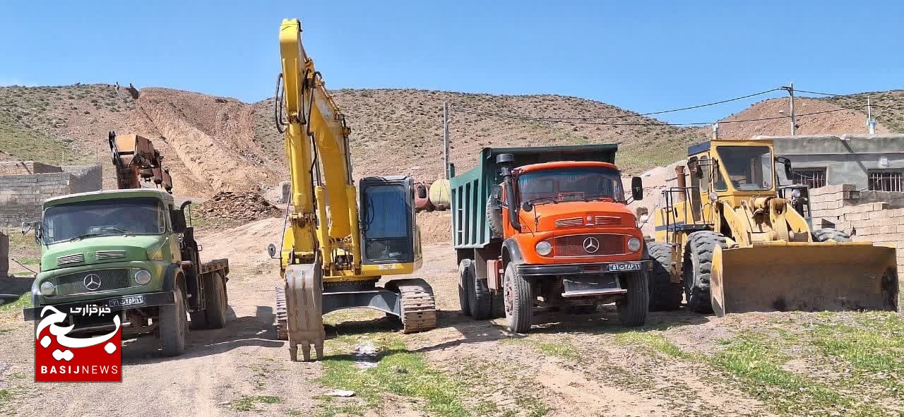 آیین کلنگ زنی پروژه آبرسانی به آخرین روستای غیر برخوردار شهرستان باخرز همزمان با سالروز تاسیس سپاه پاسداران برگزار شد