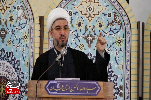 اساس سپاه معنویت و اعتقاد است