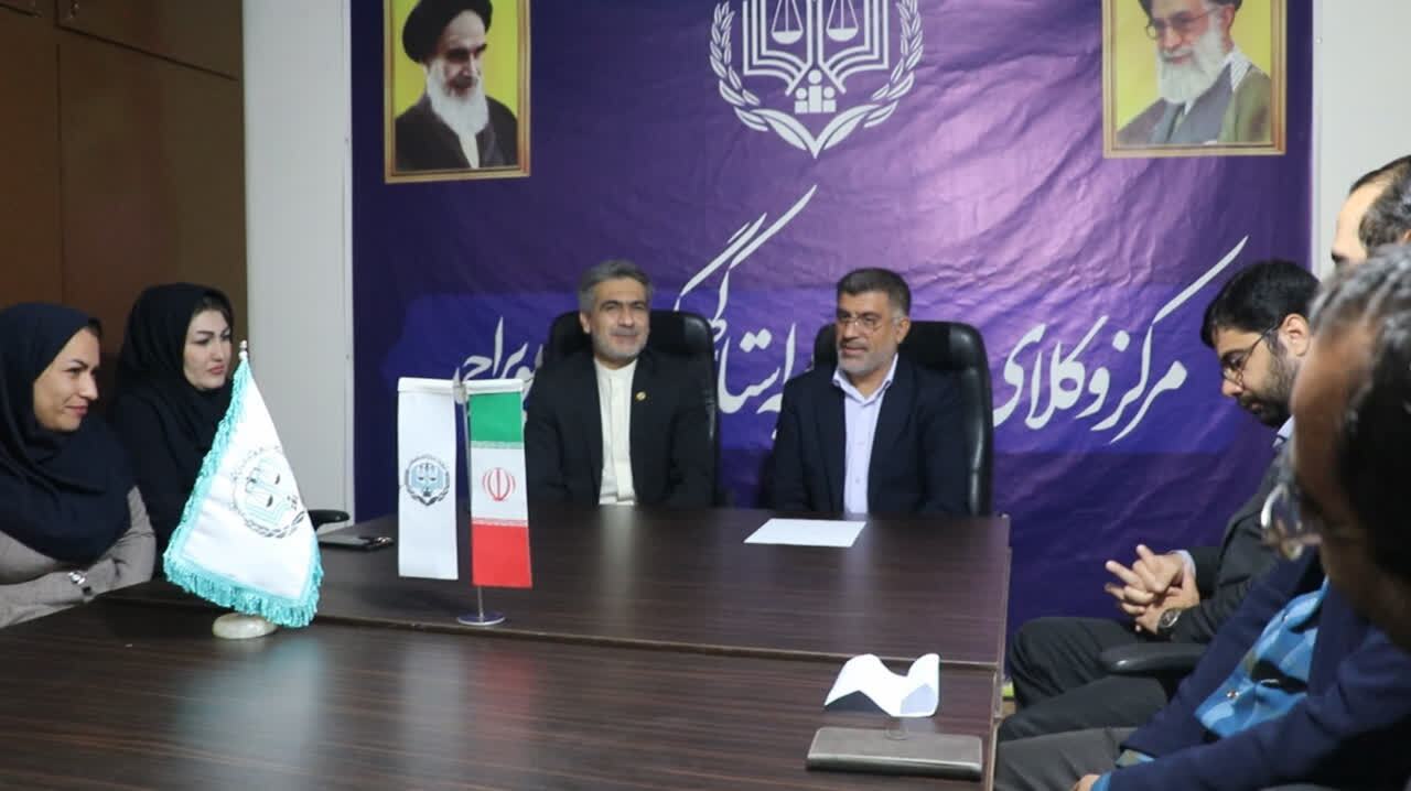 گرامیداشت روز ارتباطات و روابط عمومی توسط بسیج حقوقدانان و مرکز وکلای استان