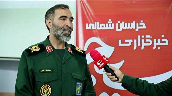 رساندن صدای مردم به گوش فرماندهان وظیفه‌ی روابط عمومی است