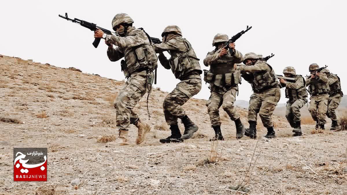 قدرت‌نمایی ارتش در رزمایش مشترک ایران و آذربایجان