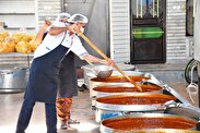 پخت وتوزیع ۳۰۰۰ هزار پرس غذا به مناسبت عید غدیر در زنجان