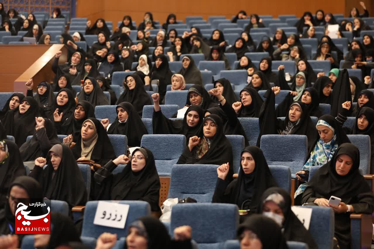 همایش سراسری بسیج اساتید به مناسبت ۳۱ خرداد سالروز شهادت دکتر چمران