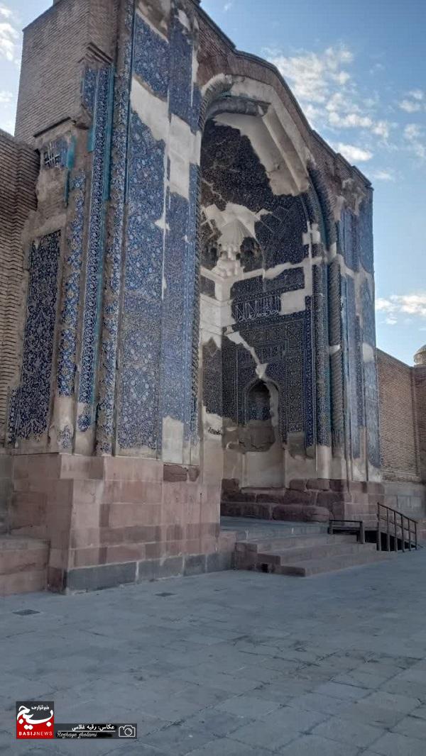 مسجد کبود و نمایشگاه تربت سیدالشهدا(ع)